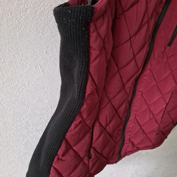 Burgundy Andrew Marc Puffer Vest - Picture 4 of 8